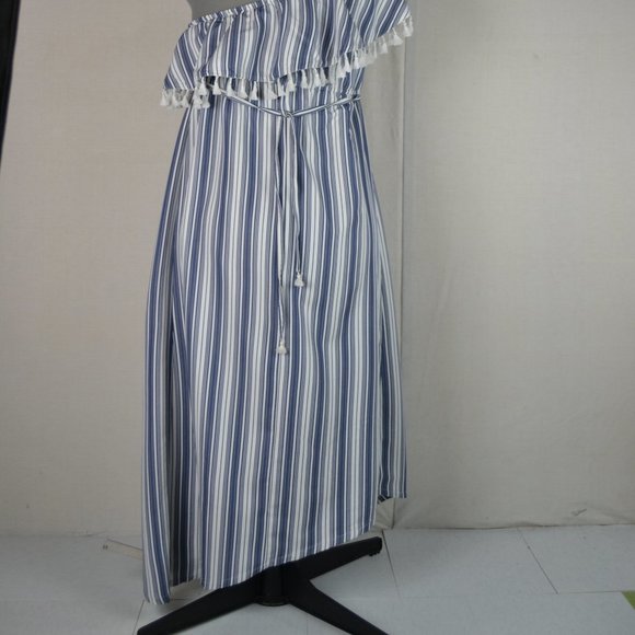 Isabel Maternity | One- shoulder  ruffle  Dress size small  stripe - Picture 5 of 10